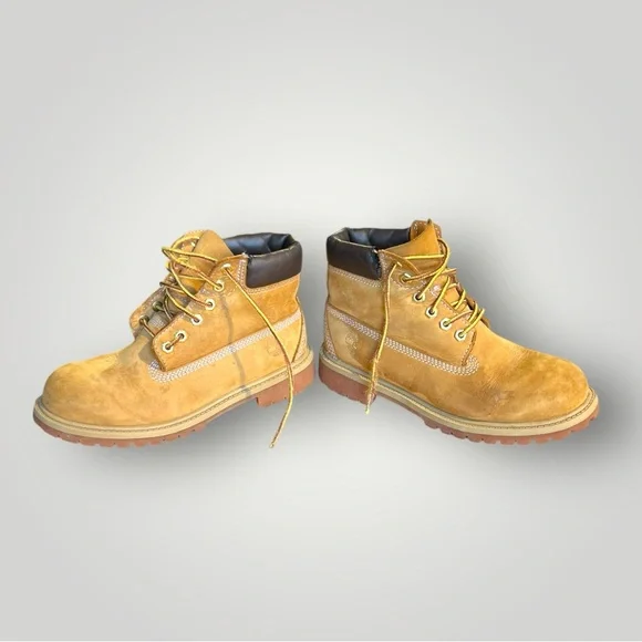 Timberland NUBUCK Boots - Picture 13 of 13